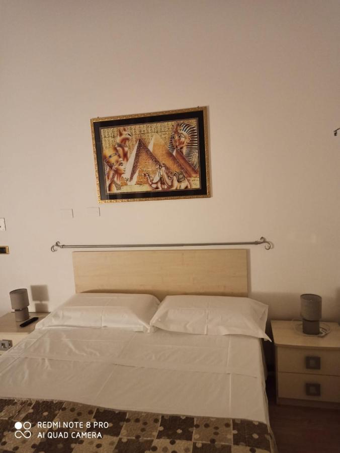 Rooms Center Wolf - Matrimoniale E Comunicanti มาเตรา ภายนอก รูปภาพ