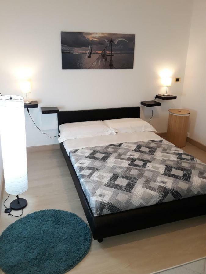 Rooms Center Wolf - Matrimoniale E Comunicanti มาเตรา ภายนอก รูปภาพ